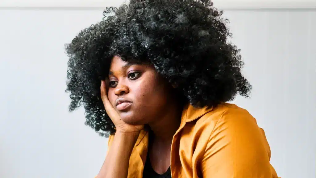 3 Things Women Do On Autopilot That Make Men Unattracted To Them