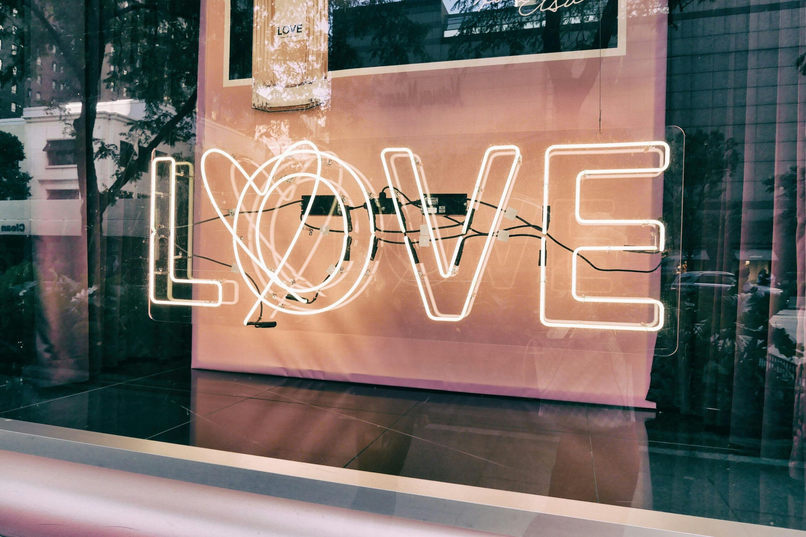 Love Compatibility by Zodiac Sign
